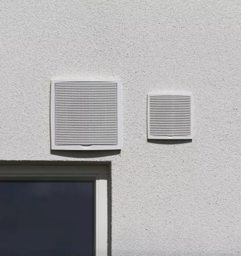 VILPE® 240 x 240 multifunkciós rács, vörös